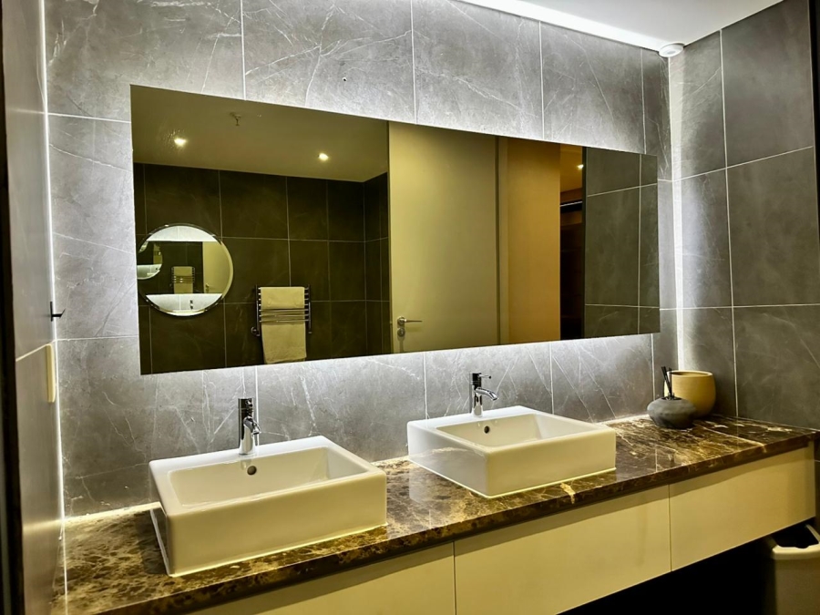 2 Bedroom Property for Sale in De Waterkant Western Cape